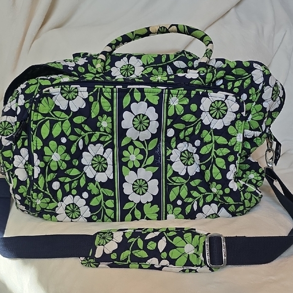 Vera Bradley Green and White Baby Bag with Floral Design - Picture 1 of 7